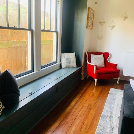 Private Room Downtown - Full House Access Lafayette Bagian luar foto